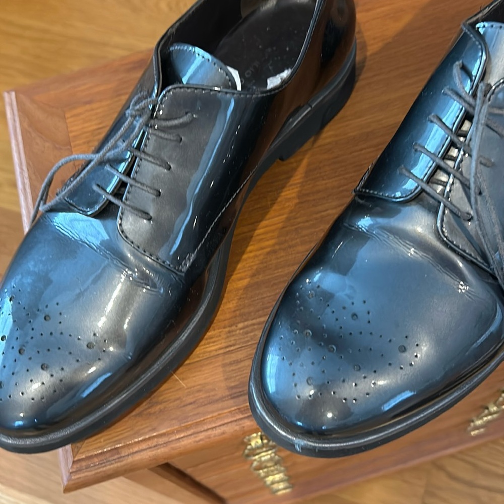 AGL OXFORD SHOES